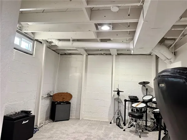 $475,000 | 7800 West 64th Street, Mission, KS 66202