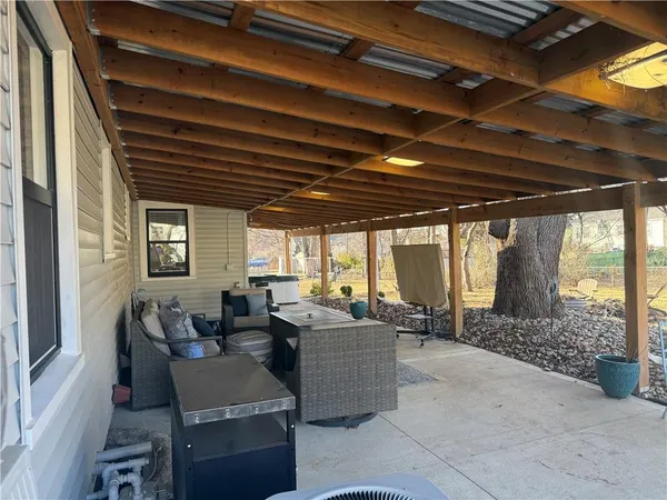 $475,000 | 7800 West 64th Street, Mission, KS 66202