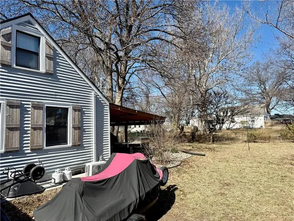 $475,000 | 7800 West 64th Street, Mission, KS 66202