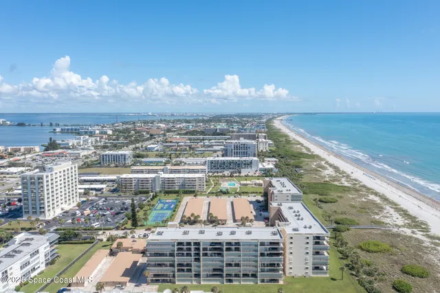 $2,900 | 1830 North Atlantic Avenue, Unit C101, Cocoa Beach, FL 32931