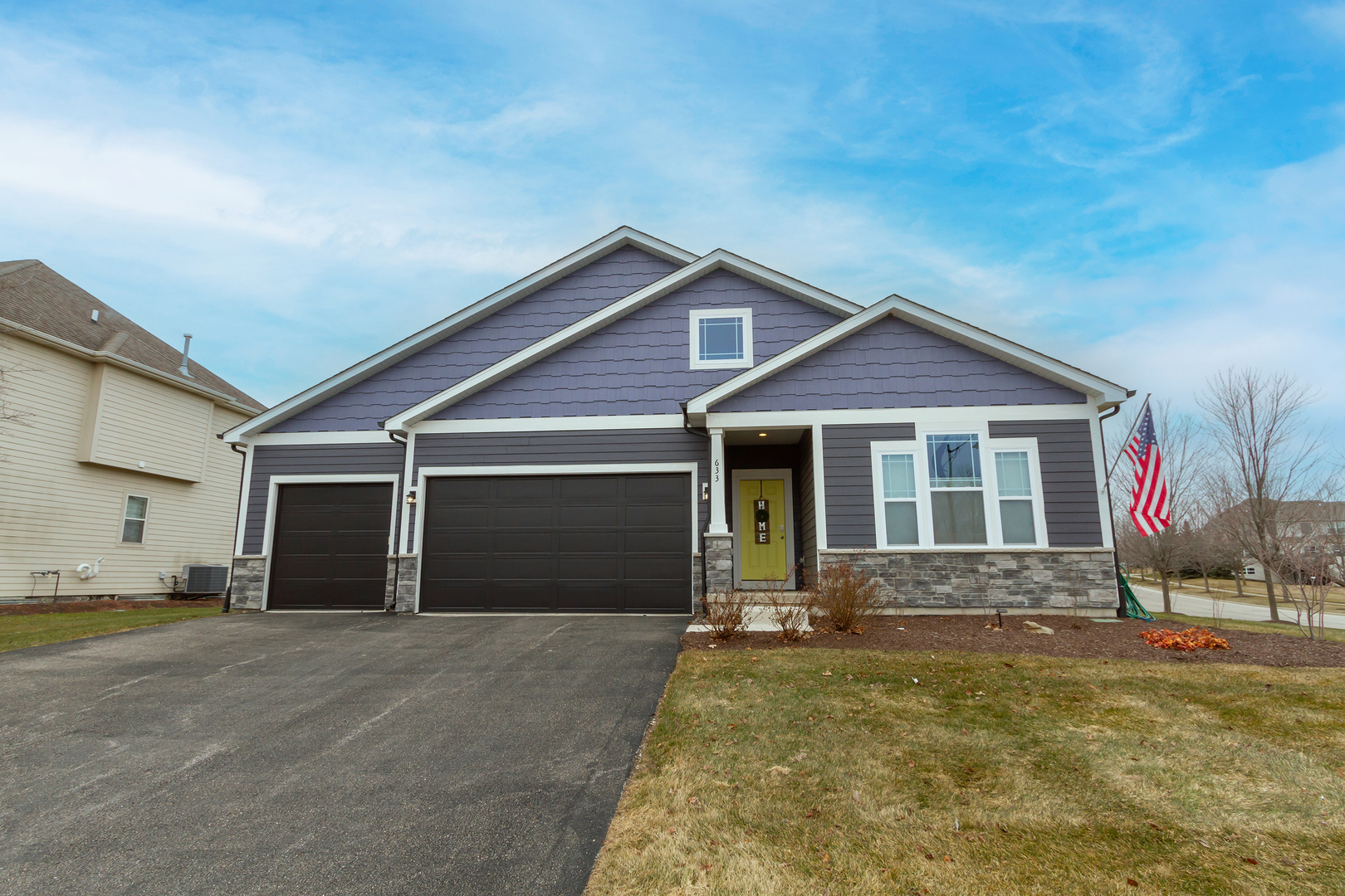 633 Slate Run Elgin, IL 60124 - Photo 1 of 32 Gallery Image 1