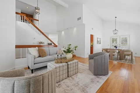 $1,995,000 | 4016 Caminito Cassis, San Diego, CA 92122