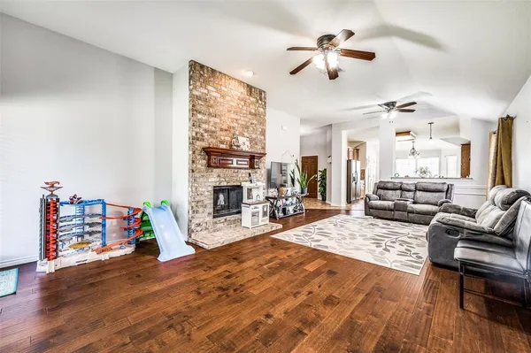 $2,400 | 15899 Bull Run Drive, Frisco, TX 75035