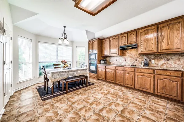 $2,400 | 15899 Bull Run Drive, Frisco, TX 75035