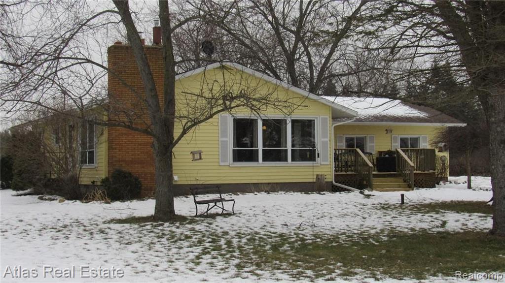 13723 Block Road Birch Run, MI 48415 - Photo 4 of 35