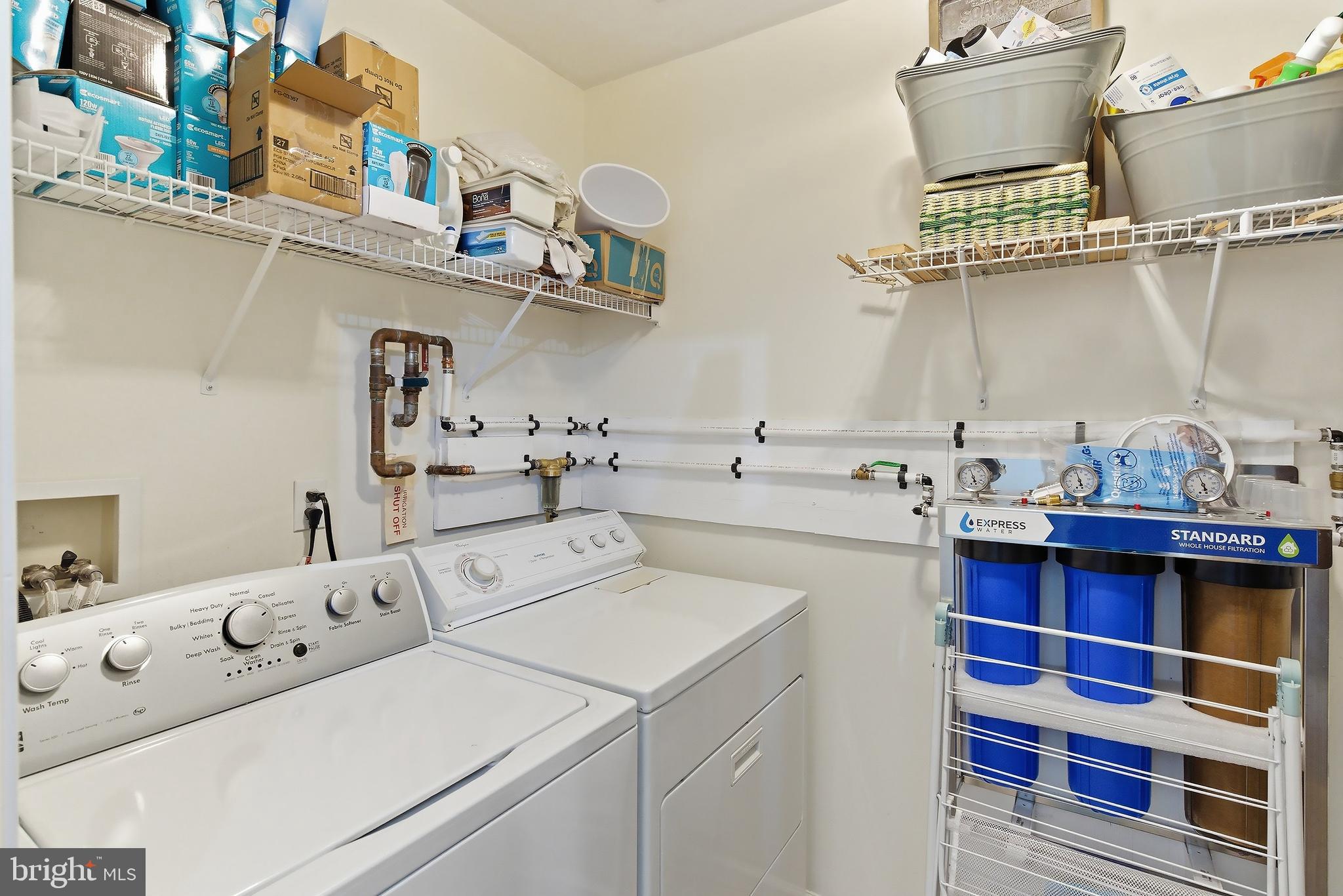 7 Ivy Hill Road Lakewood, NJ 08701 - Photo 28 of 51 a utility room with dryer and washer