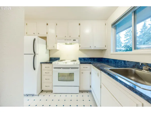 $249,000 | 1500 Norkenzie Road, Unit 12, Eugene, OR 97401