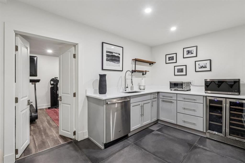 725 Field Club Road Pittsburgh, PA 15238 - Photo 16 of 50 Gallery Image 16