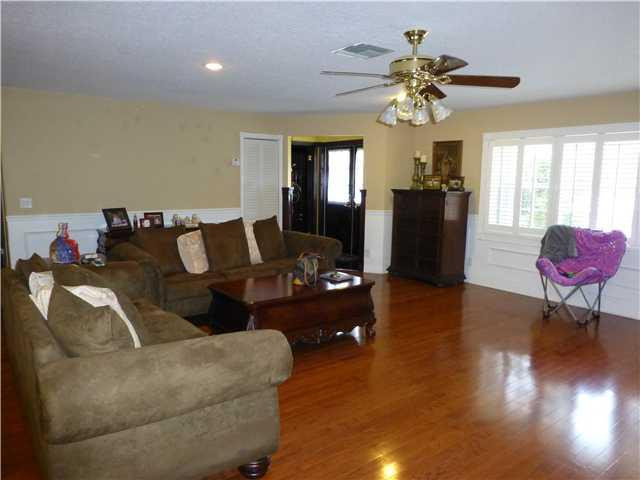 16731 Southwest 62nd Street Southwest Ranches, FL 33331 - Photo 12 of 25 Family/Great Room