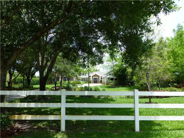 16731 Southwest 62nd Street Southwest Ranches, FL 33331 - Photo 5 of 25 Yard/Garden