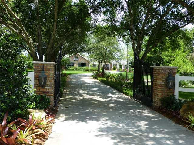 16731 Southwest 62nd Street Southwest Ranches, FL 33331 - Photo 6 of 25 Exterior Front