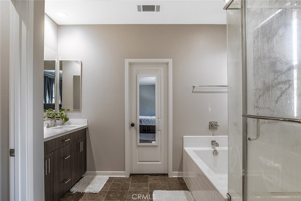 28532 Songbird Way Canyon Country, CA 91350 - Photo 33 of 68