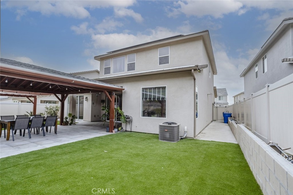 28532 Songbird Way Canyon Country, CA 91350 - Photo 43 of 68