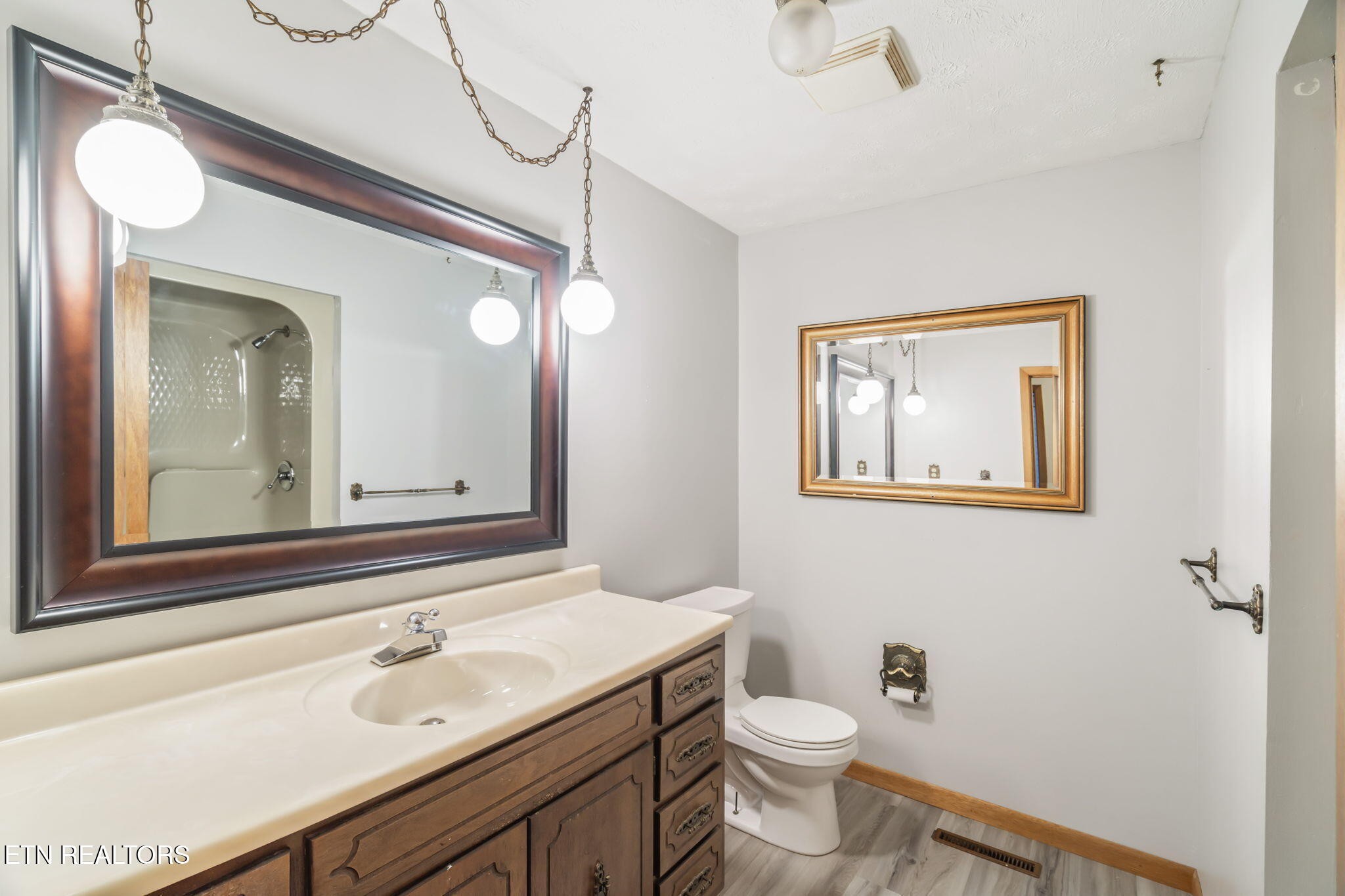233 Hannah Road Harriman, TN 37748 - Photo 22 of 42 Gallery Image 22