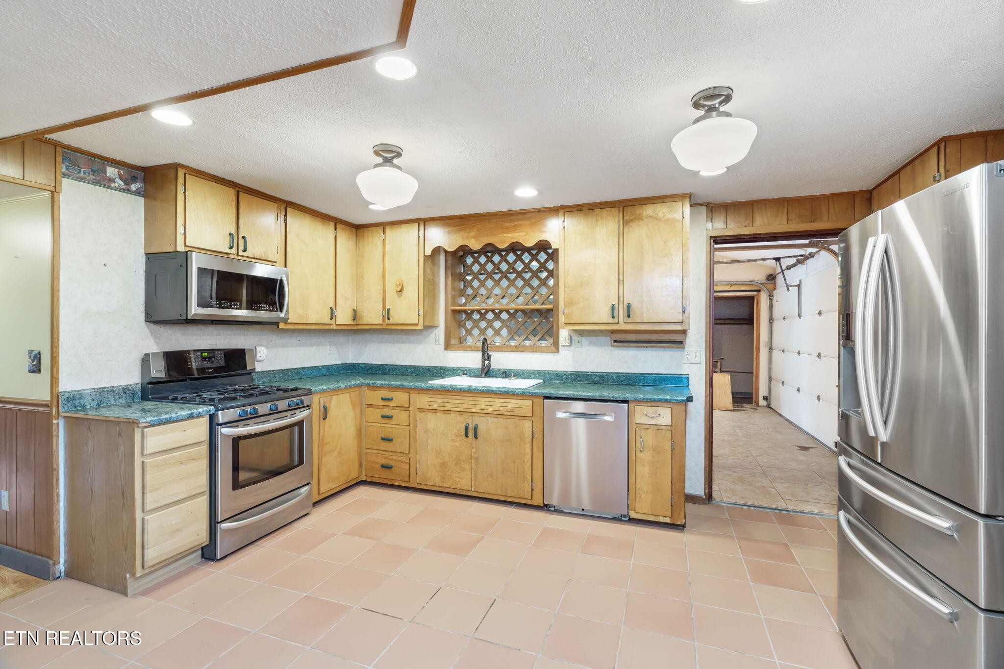 233 Hannah Road Harriman, TN 37748 - Photo 31 of 42 Gallery Image 31