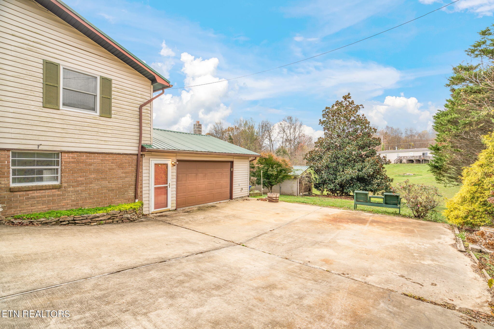 233 Hannah Road Harriman, TN 37748 - Photo 36 of 42 Gallery Image 36