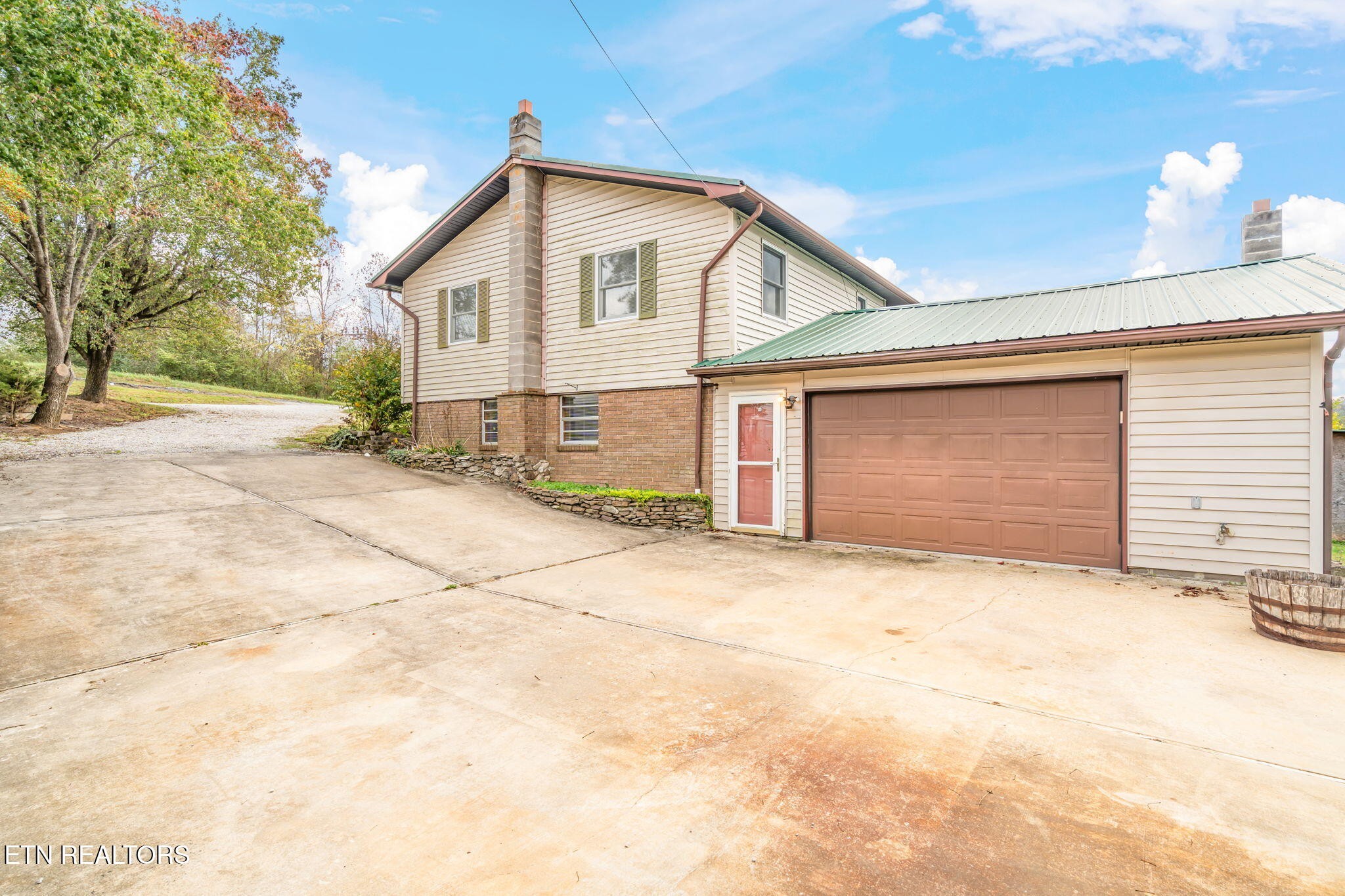 233 Hannah Road Harriman, TN 37748 - Photo 37 of 42 Gallery Image 37