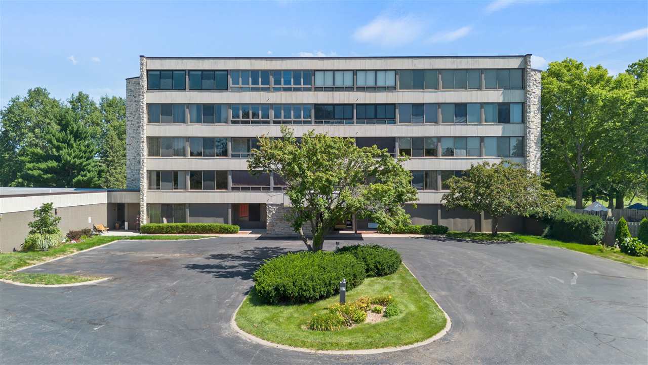 820 Club House Road, Unit 5A North Liberty, IA 52317 - Photo 1 of 37 Gallery Image 1