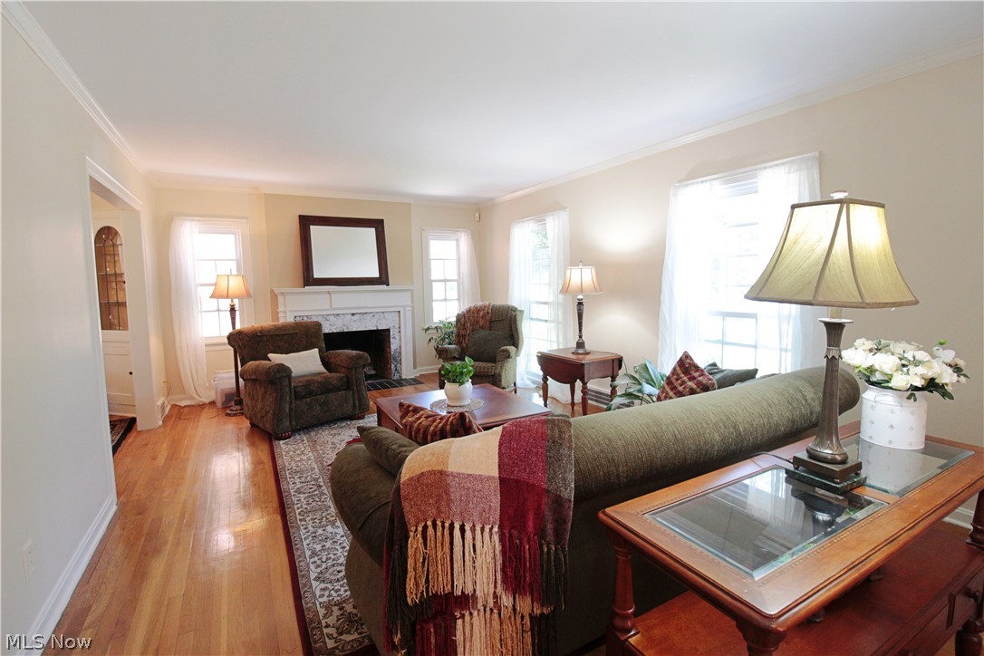 2472 Saybrook Road Cleveland, OH 44118 - Photo 12 of 41
