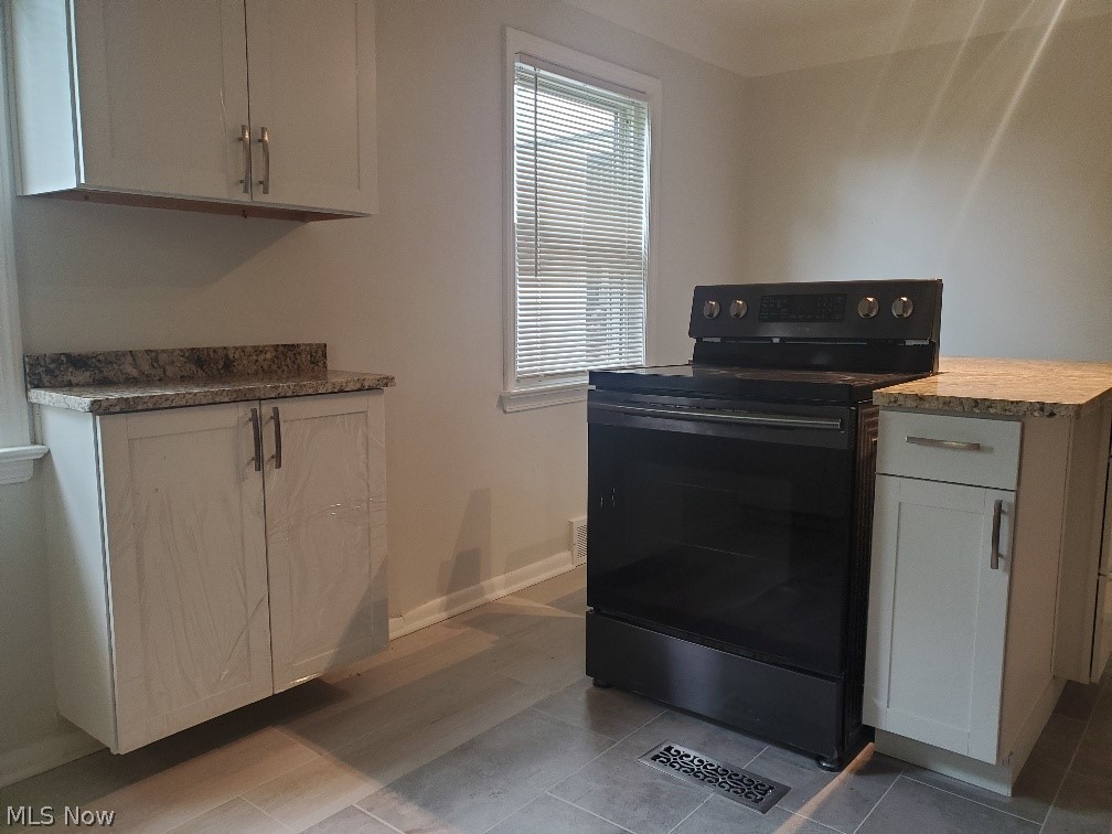 13337 Cedar Road Cleveland Heights, OH 44118 - Photo 4 of 29