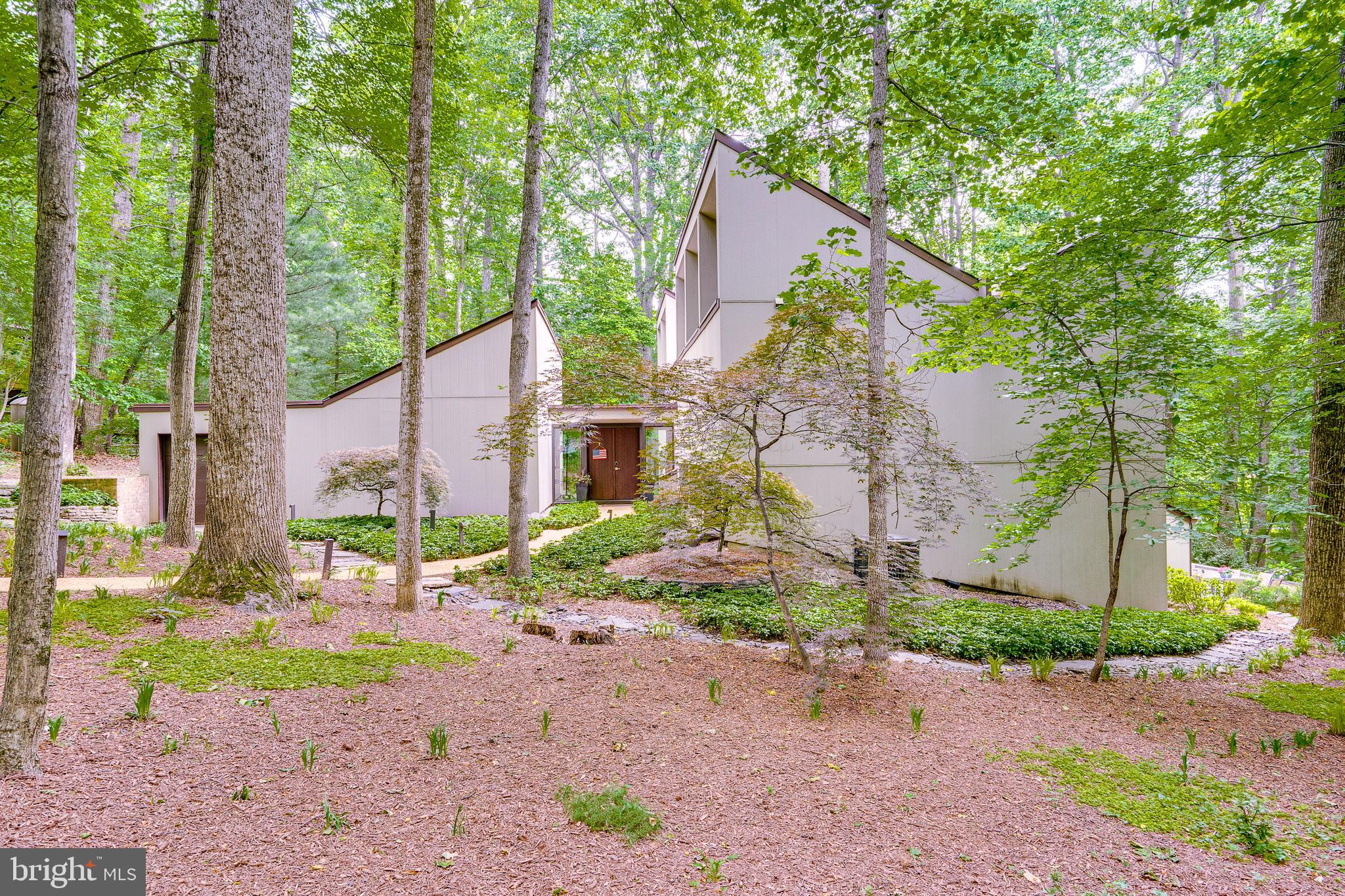 11405 Purple Beech Drive Reston, VA 20191 - Photo 3 of 72