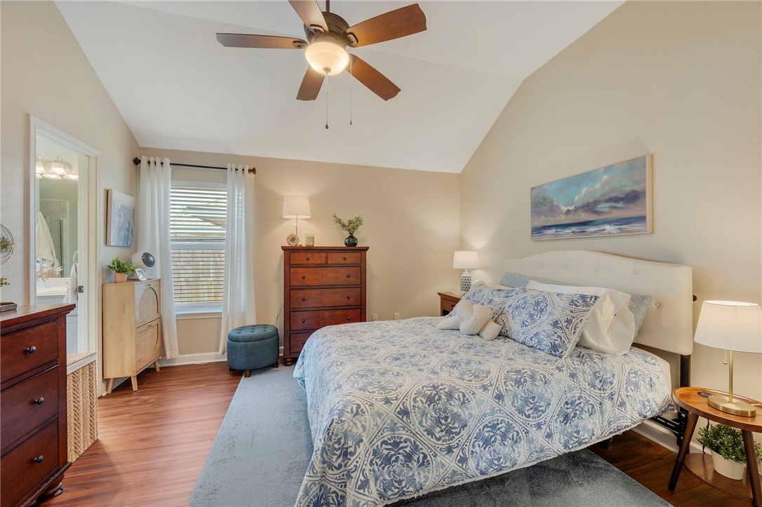 1009 Fallbrook Loop College Station, TX 77845 - Photo 9 of 17