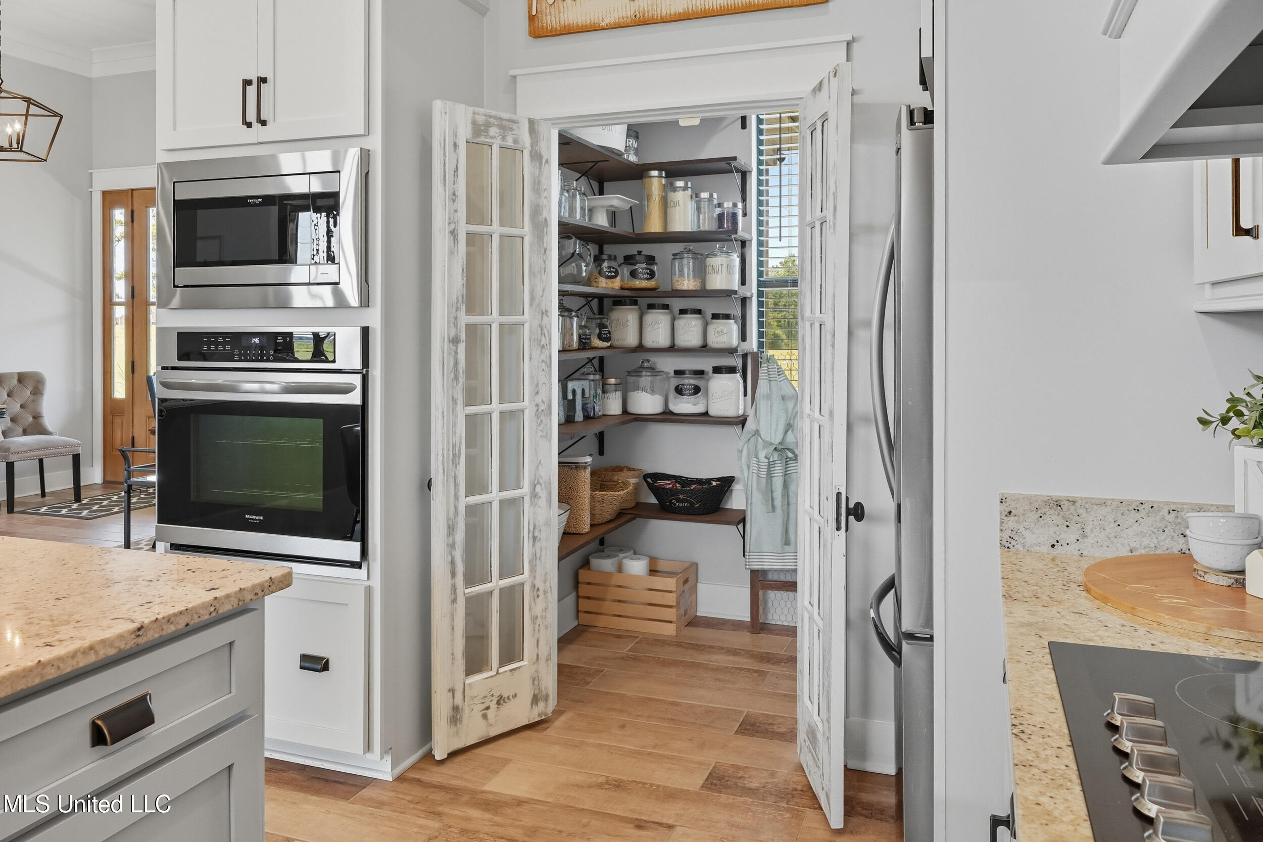 1204 Anchor Lake Road Carriere, MS 39426 - Photo 16 of 51 15_main pantry 1