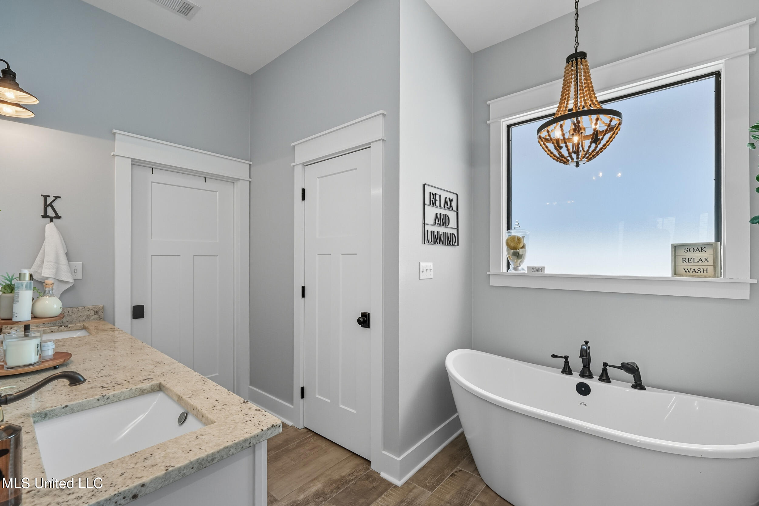 1204 Anchor Lake Road Carriere, MS 39426 - Photo 21 of 51 20_main master bath 1