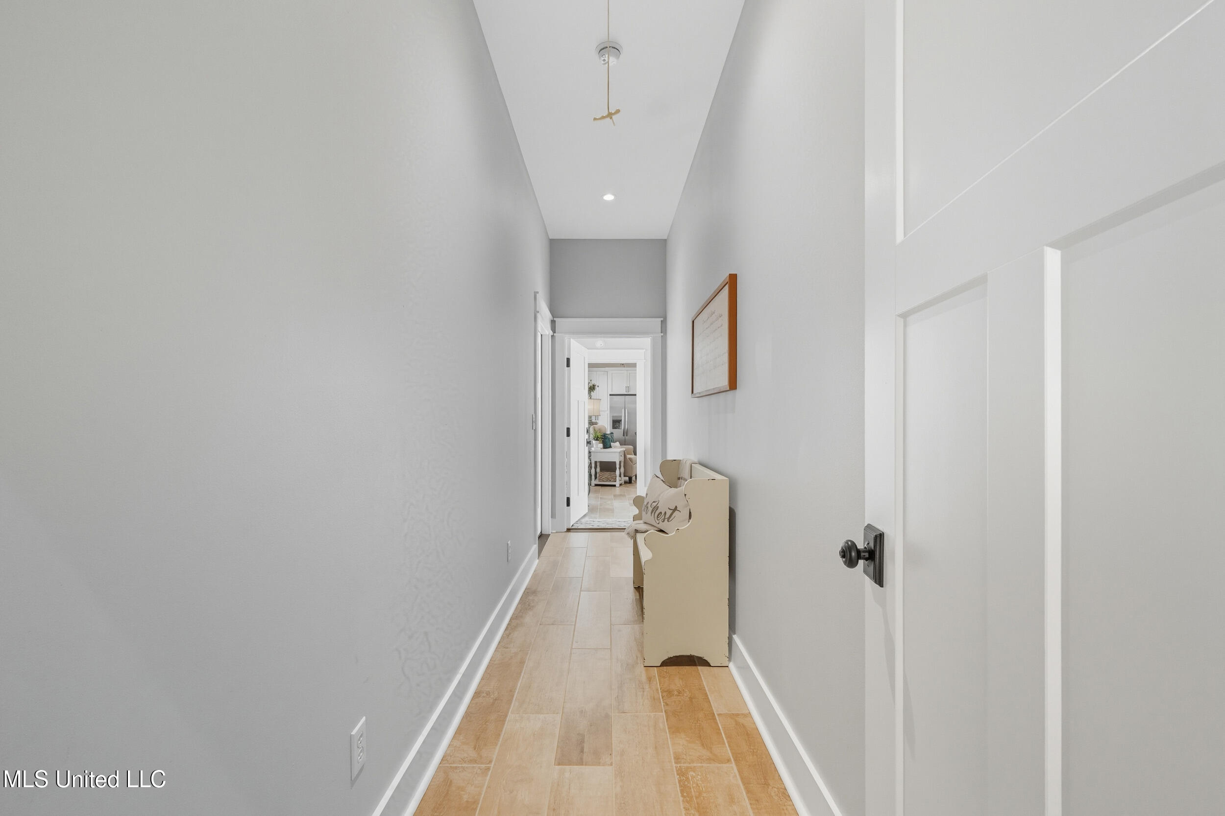 1204 Anchor Lake Road Carriere, MS 39426 - Photo 30 of 51 29_connection hall