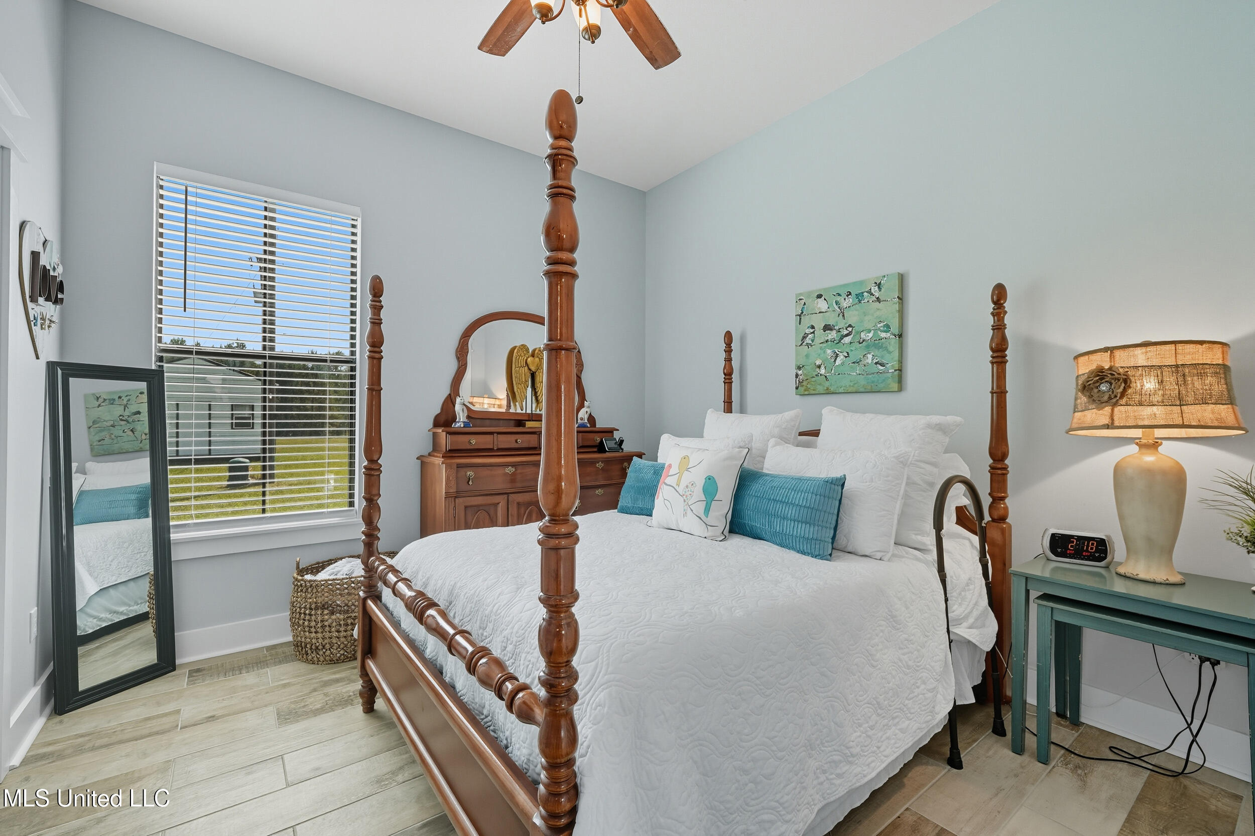 1204 Anchor Lake Road Carriere, MS 39426 - Photo 39 of 51 38_in law bed