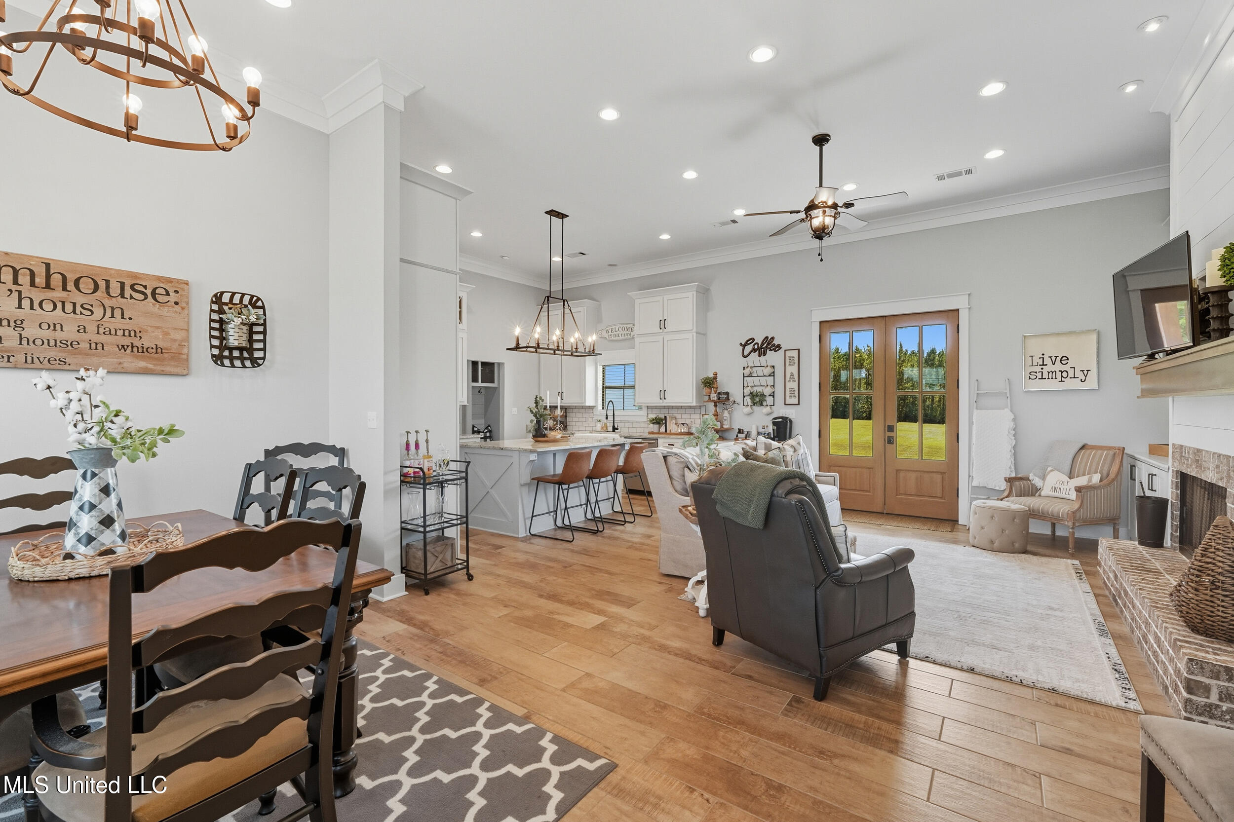 1204 Anchor Lake Road Carriere, MS 39426 - Photo 7 of 51 6_main great room 1