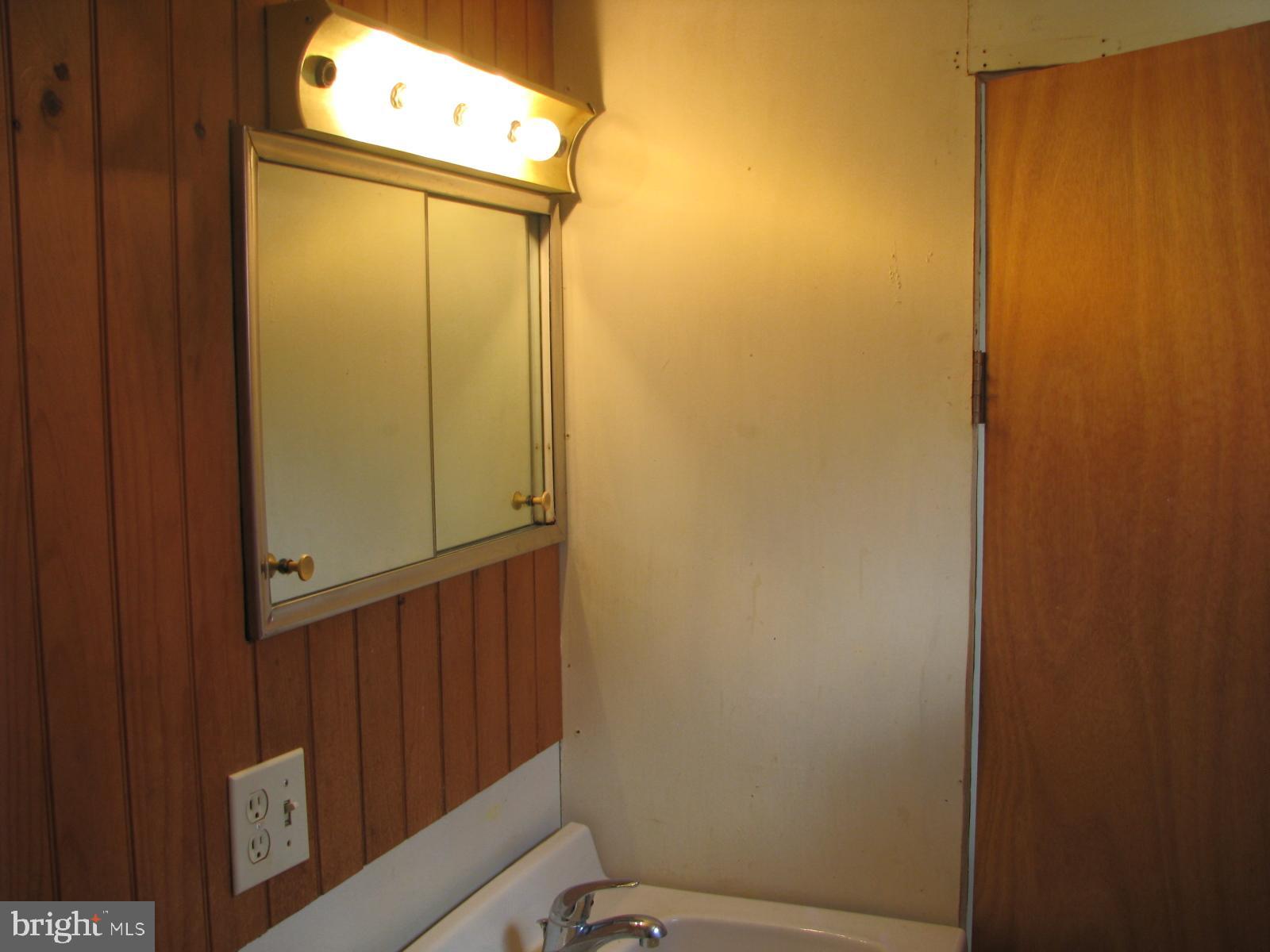 1310 South Cocalico Road Denver, PA 17517 - Photo 33 of 57 FULL BATH