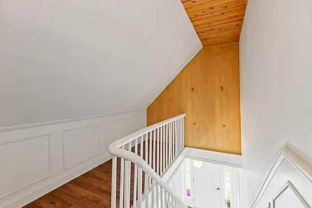 $575,000 | 564 Hussey Hill Road, Vassalboro, ME 04989