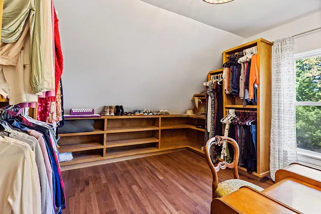 $575,000 | 564 Hussey Hill Road, Vassalboro, ME 04989