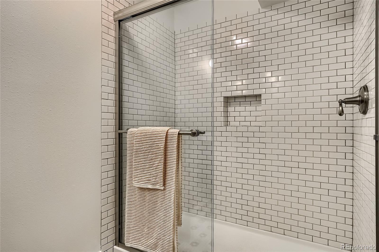4150 Riverside Avenue Boulder, CO 80304 - Photo 23 of 35 a bathroom with a shower