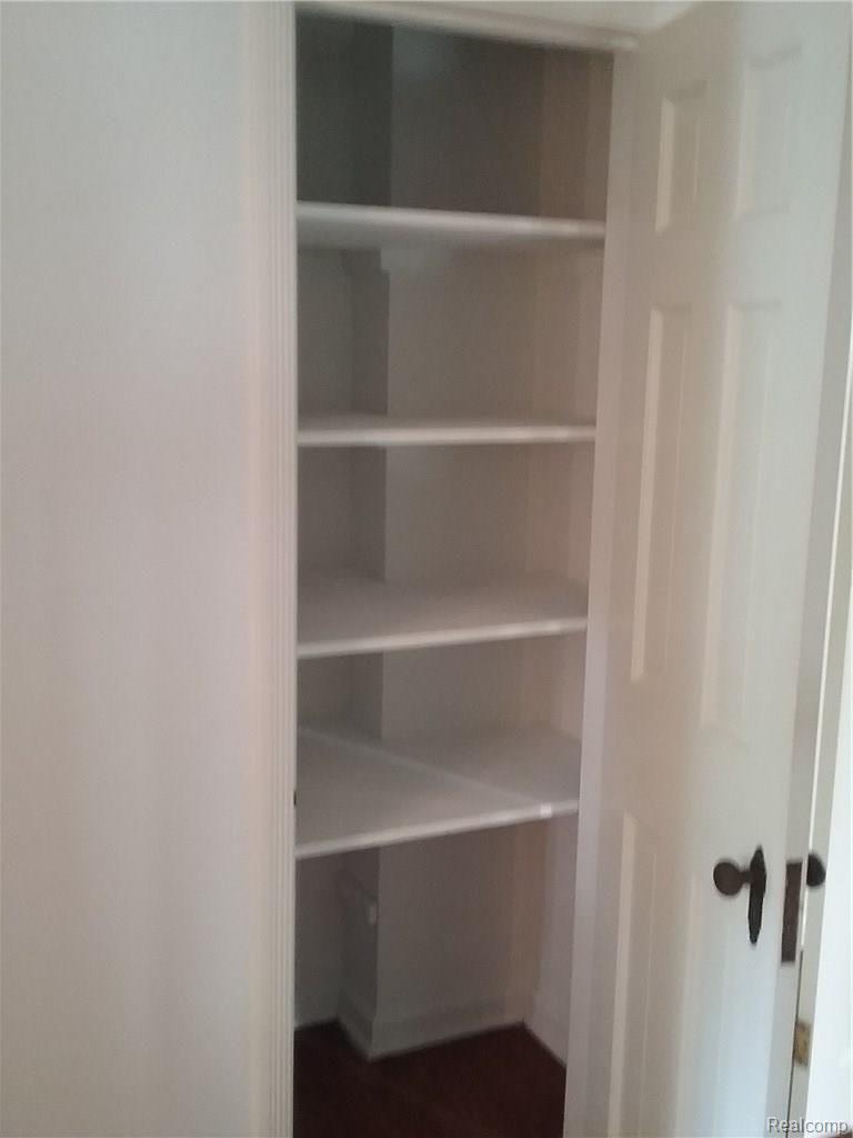 3878 Cumberland Road Berkley, MI 48072 - Photo 32 of 51 closetbathroomupper.jpg
