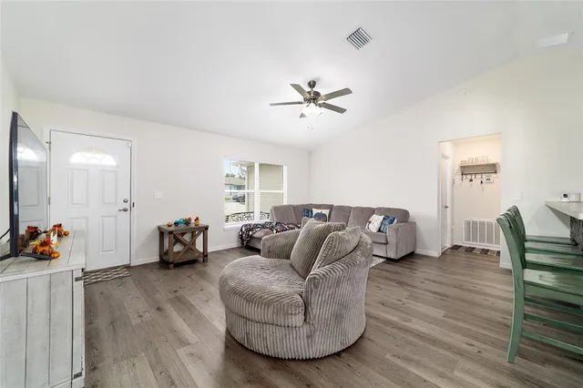 $279,900 | 31 Juniper Loop Terrace, Ocala, FL 34480