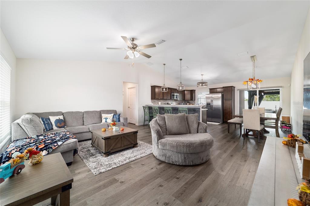 31 Juniper Loop Terrace Ocala, FL 34480 - Photo 8 of 56