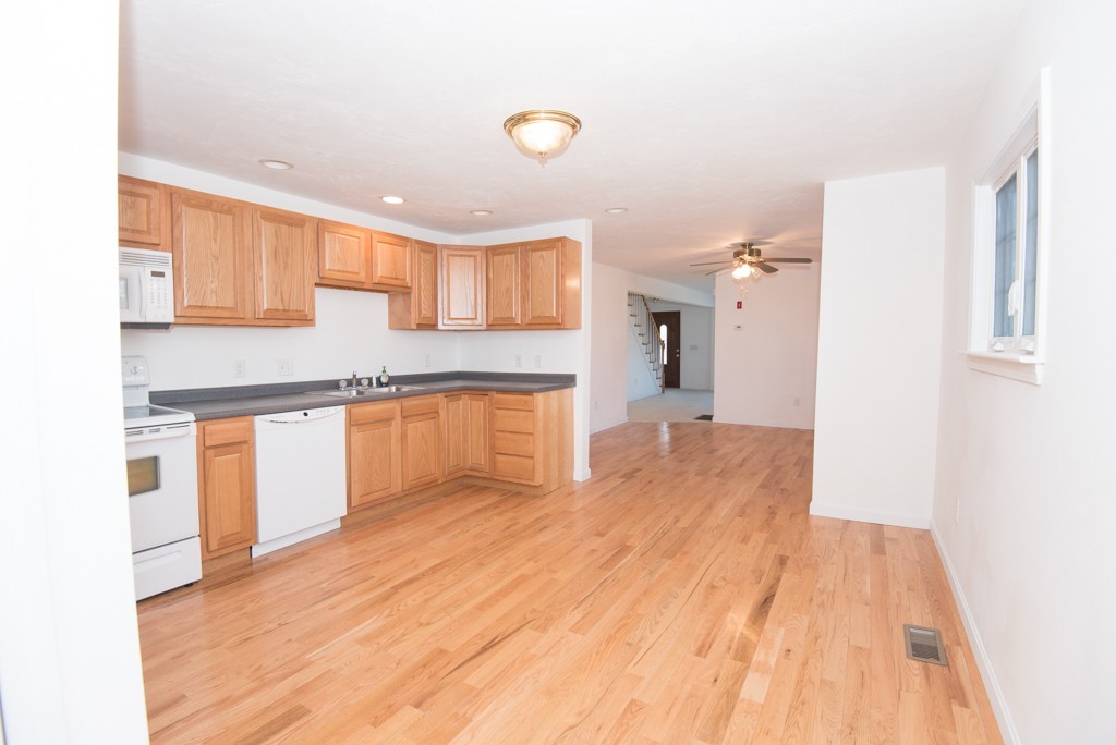 441 Main Street, Unit 441 Clinton, MA 01510 - Photo 6 of 30 Gallery Image 6
