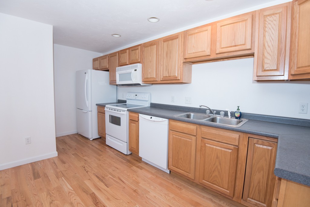 441 Main Street, Unit 441 Clinton, MA 01510 - Photo 8 of 30 Gallery Image 8