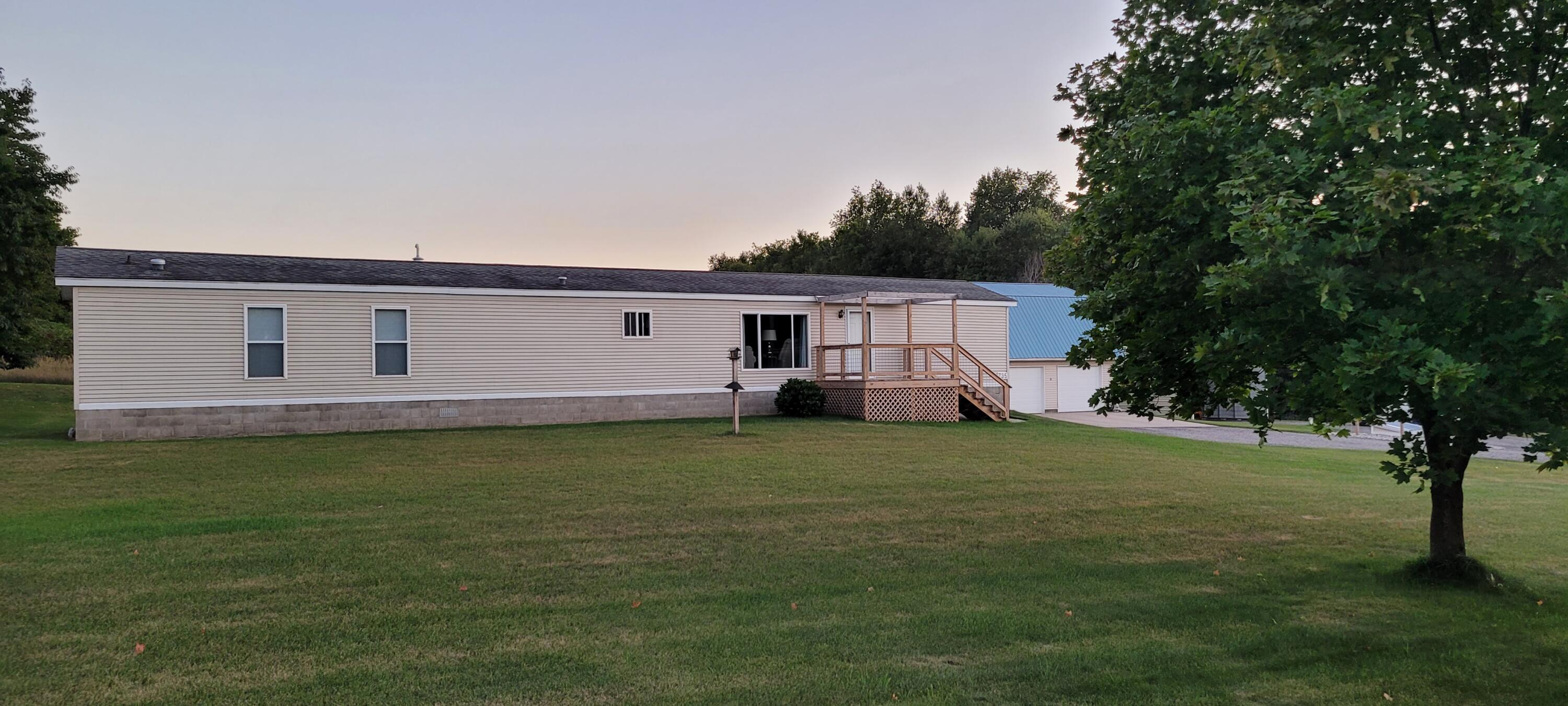 735 West Buchanan Road Shelby, MI 49455 - Photo 5 of 67 20230908_201118