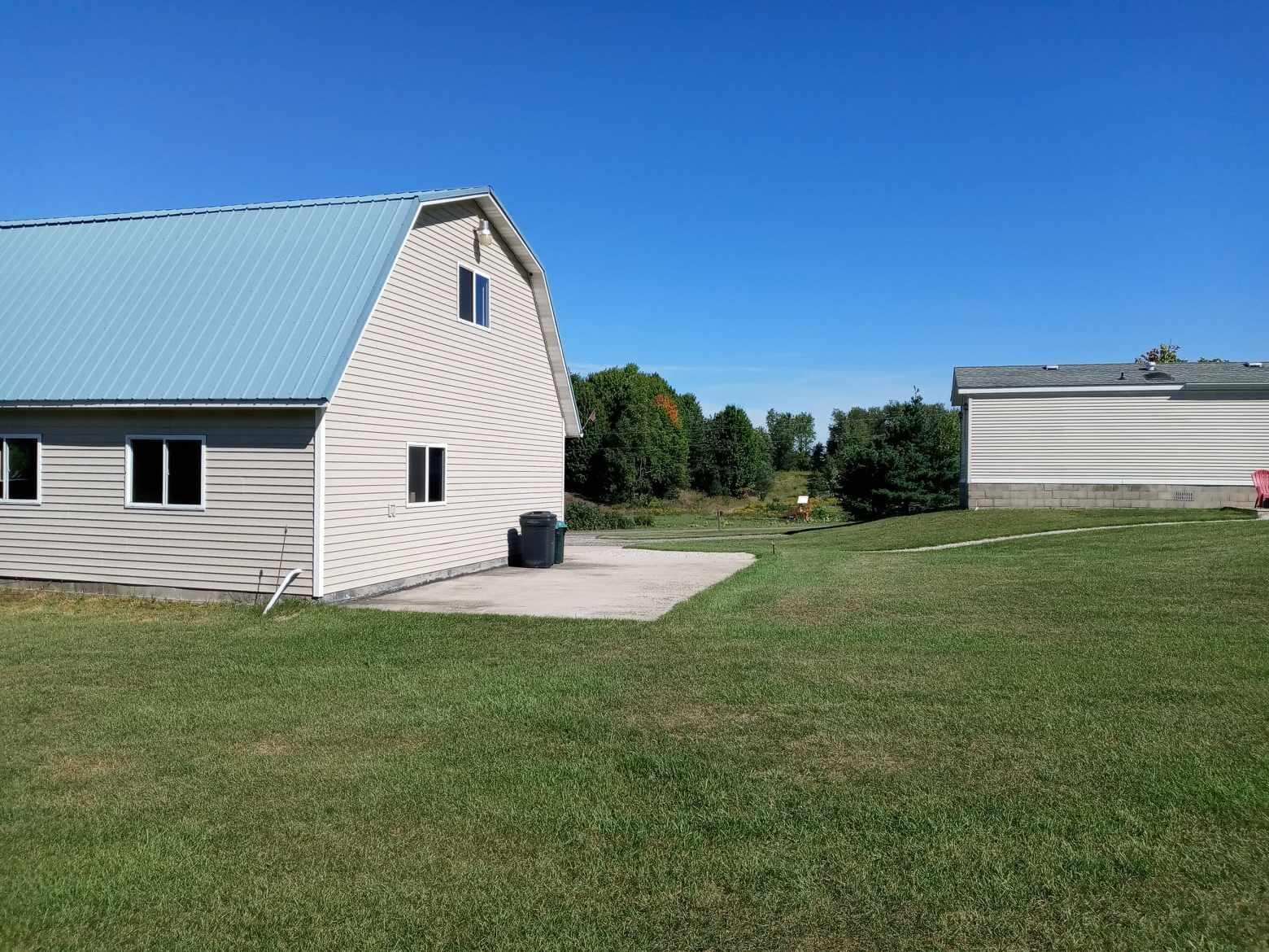 735 West Buchanan Road Shelby, MI 49455 - Photo 9 of 67 received_665802345492525