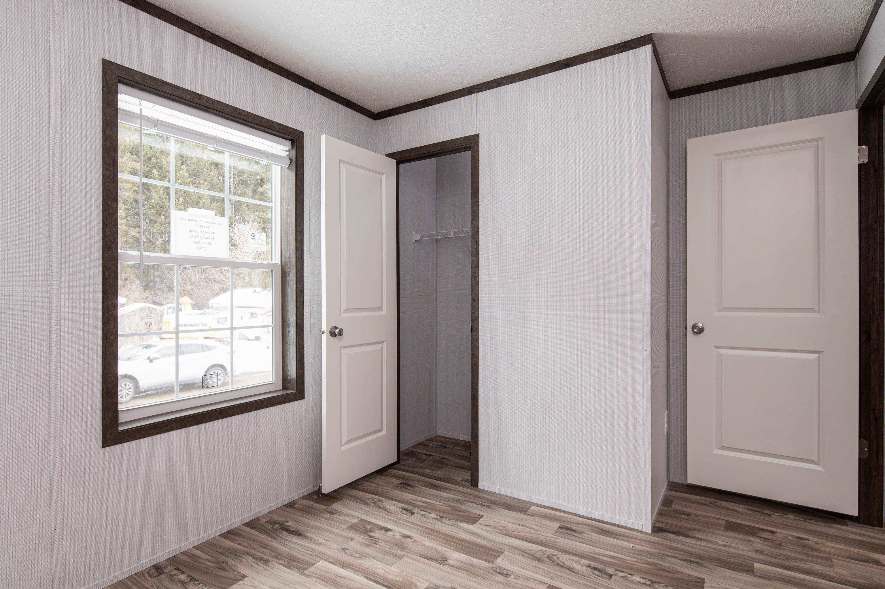 95 3rd Street St. Johnsbury, VT 05819 - Photo 6 of 23
