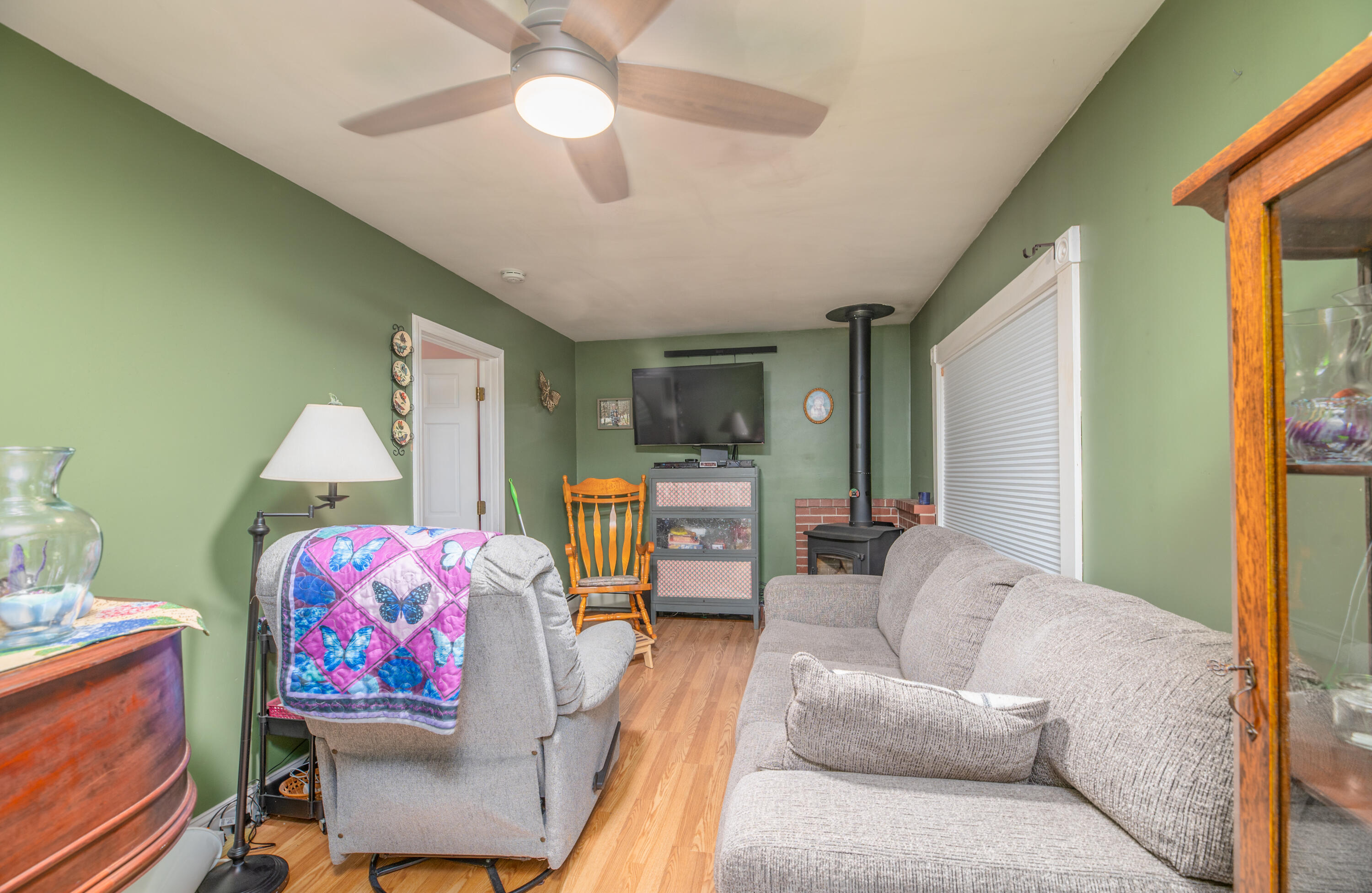 240 Middle Road Augusta, ME 04330 - Photo 10 of 37 Interior23