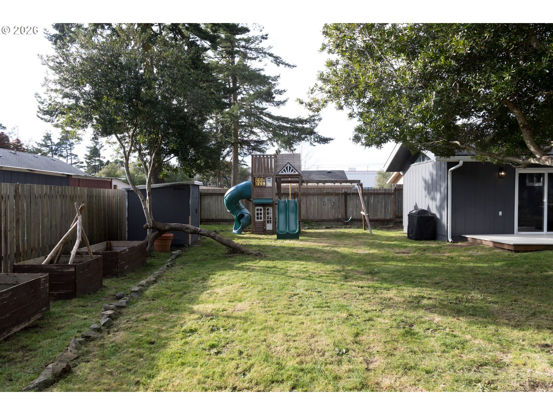 2040 20th Street Florence, OR 97439 - Photo 34 of 37