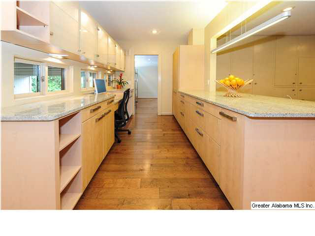 421 Michael Lane Birmingham, AL 35213 - Photo 7 of 32