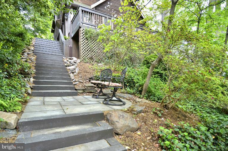 106 Valley Road Bethesda, MD 20816 - Photo 2 of 30 Exterior (General)