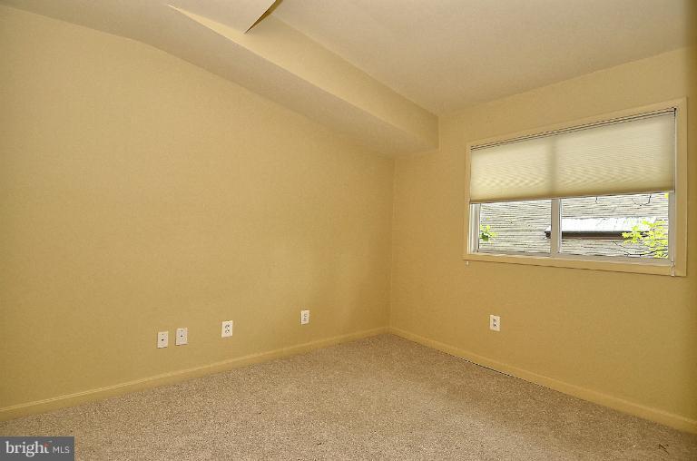 106 Valley Road Bethesda, MD 20816 - Photo 24 of 30 Bedroom #2