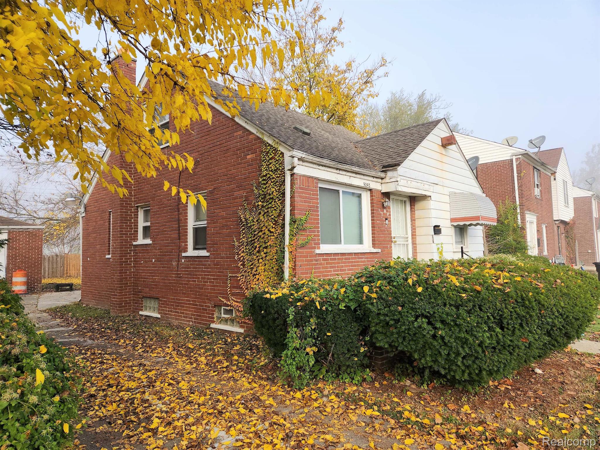 9245 Evergreen Road Detroit, MI 48228 - Photo 3 of 6 Gallery Image 3