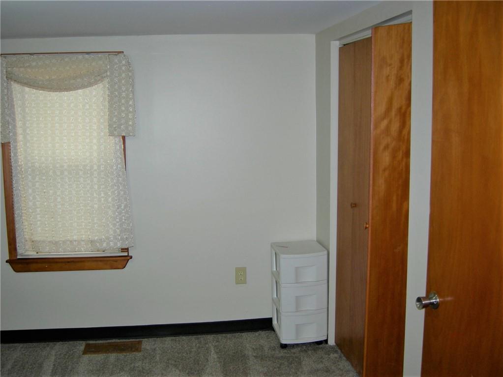 3682 Sample Road Hermitage, PA 16148 - Photo 13 of 18 Gallery Image 13